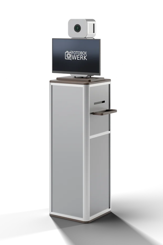 Slim Boxy auf der Säule, Monitor und Kameragehäuse auf dem Deckel