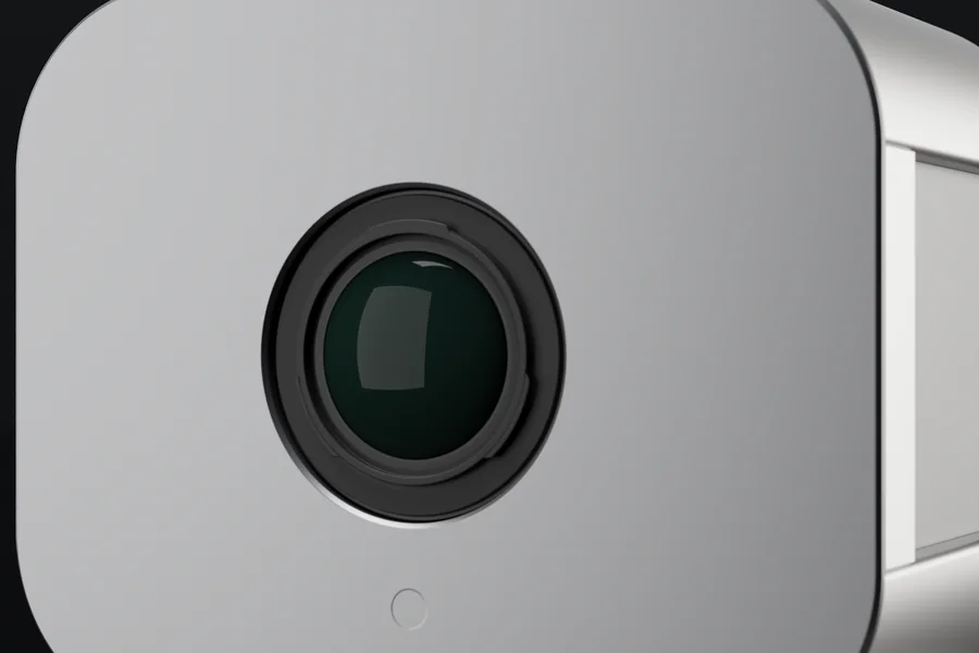 Objektiv der Systemkamera im Kameragehäuse der Fotobox